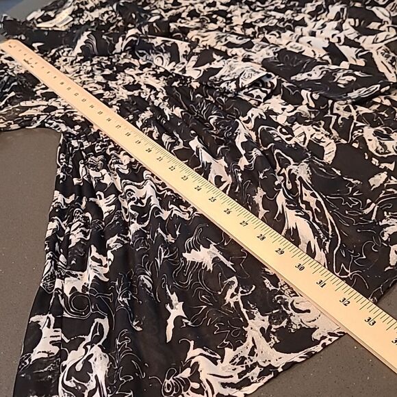 Allison Taylor sz L sheer pleated chiffon 100% polyester - Picture 7 of 13